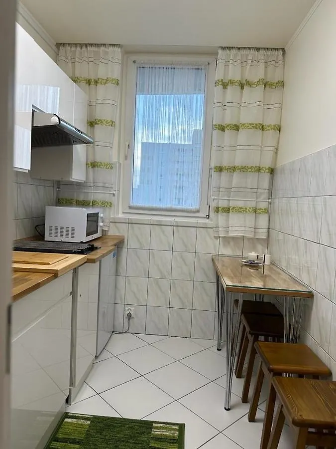 Apartament Bazylianska - 100M Do Metra 