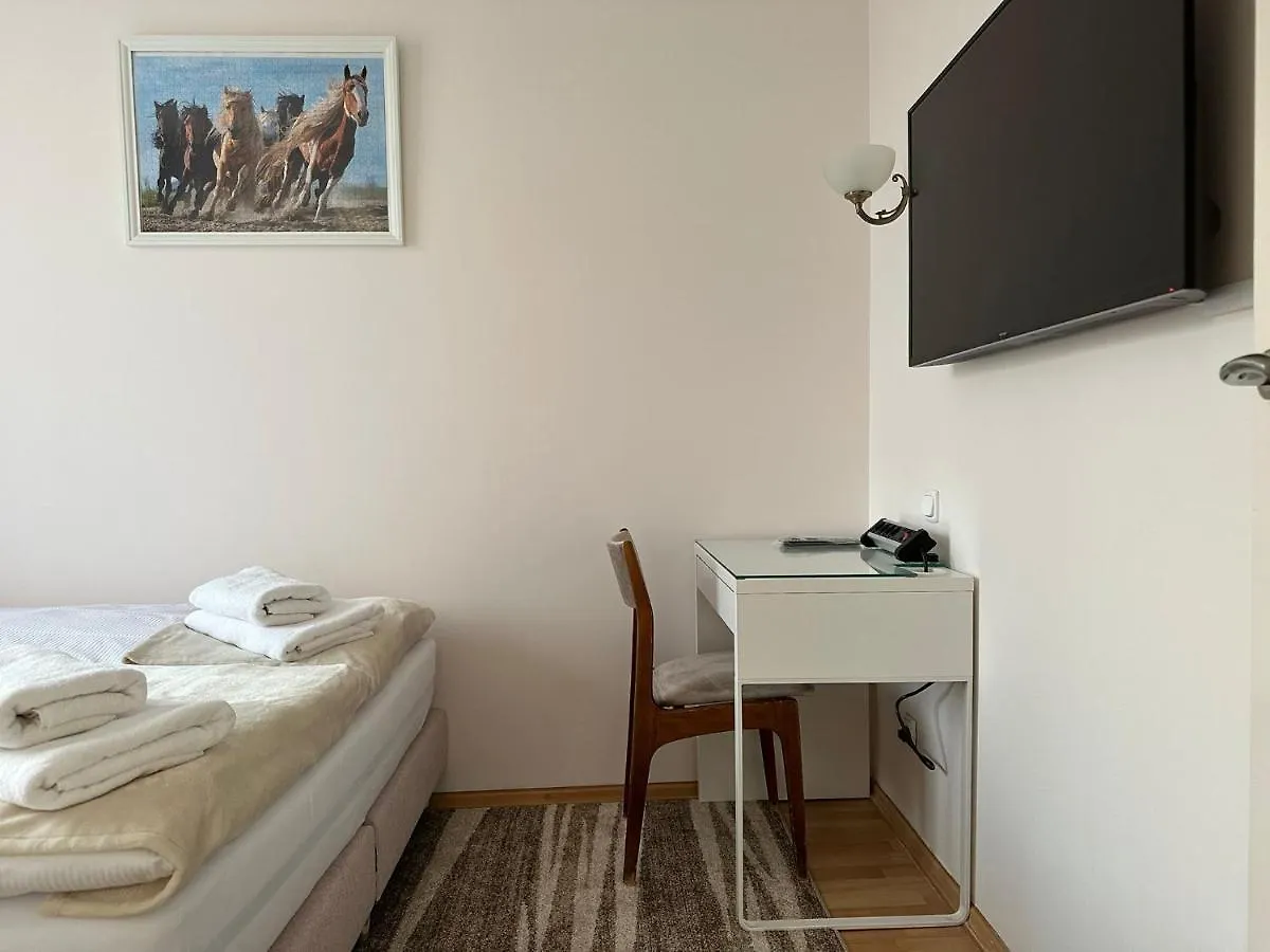 Apartament Bazylianska - 100M Do Metra 